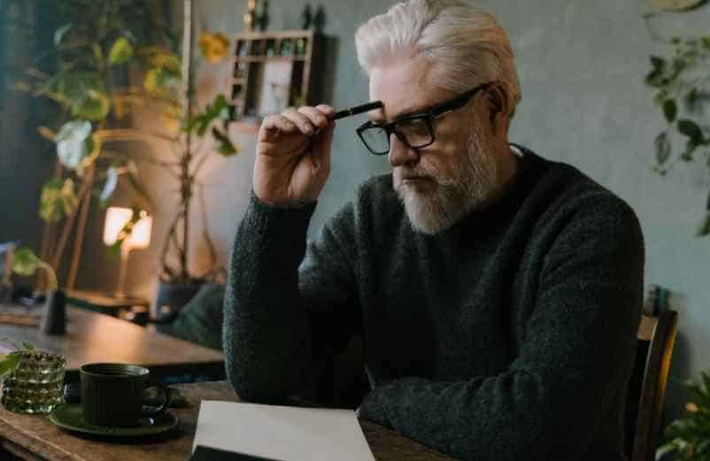 Seniors au chômage et retraite : ce que change la nouvelle loi Huyghe