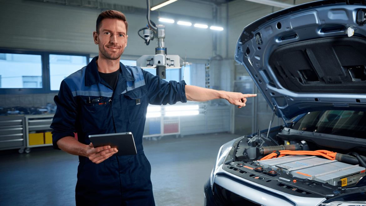 
    Damien et Céline, co-gérants d’une carrosserie AD : « Le monde de l’automobile change très vite, c’est ce qui nous pousse à nous former en continu »
