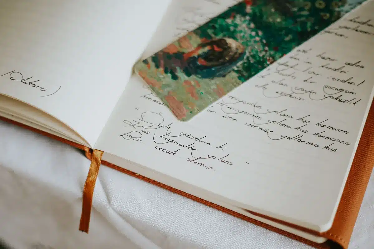 Journal de lecture ou tableau numérique avec colonnes de suivi pour documenter un défi de lecture.